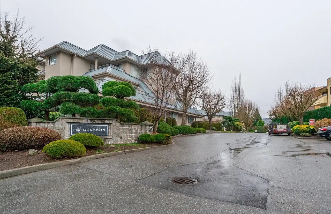 2700 McCallum Road - 101